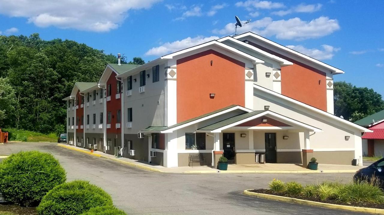Motel Super 8 By Wyndham Salem Va Exteriér fotografie